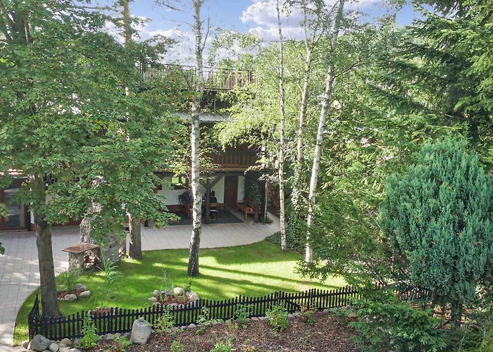 Awesome In With View *